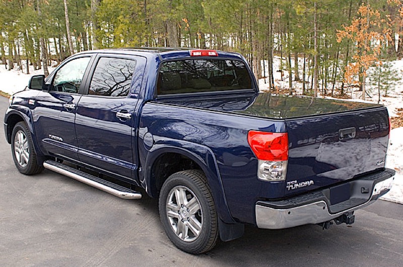 Tonneau-Cover-1 Choosing the Right Tonneau Cover for Your Truck 